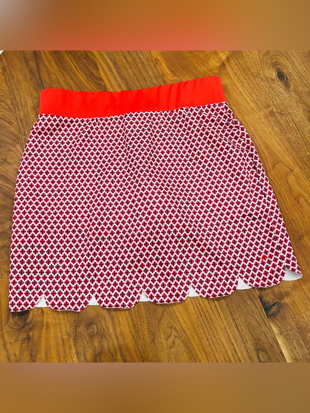 Head Patterned Scallop edge Mini Skirt